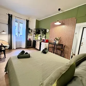  Apartamento La Bella Charme 3 Km Away From Duomo/ Netflix & Wi-fi Included
